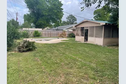 9650 Highmeadow Drive, Houston, TX 77063 - Photo 16