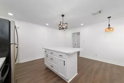 802 E 33rd Street, Houston, TX 77022 - Photo 6