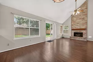 2922 Cotton Stock Dr, Sugar Land, TX 77479 - Photo 10