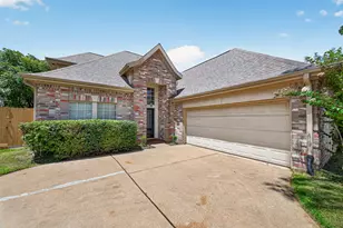 2922 Cotton Stock Dr, Sugar Land, TX 77479 - Photo 4