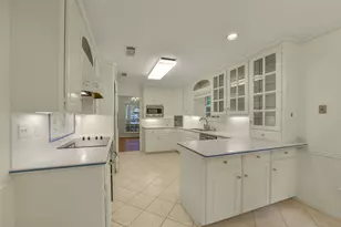 110 Ridgemont Dr, Alvin, TX 77511 - Photo 12