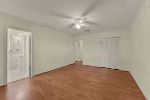 110 Ridgemont Dr, Alvin, TX 77511 - Photo 16