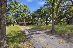 214 FM109, New Ulm, TX 78950 - Photo 6