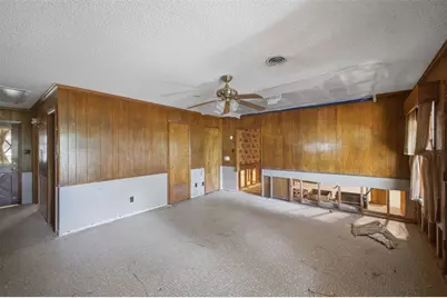 214 Fm 109, New Ulm, TX 78950 - Photo 18