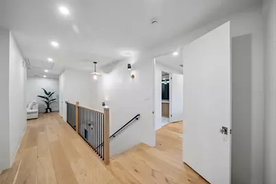 819 E 33rd Street, Houston, TX 77022 - Photo 18