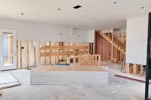 819 E 33rd St, Houston, TX 77022 - Photo 6