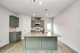 18745 Loom dr, Conroe, TX 77306 - Photo 4