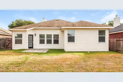 32103 Sue Lane, Pinehurst, TX 77362 - Photo 16