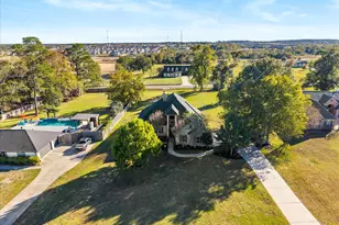 18925 Harbor Side Blvd, Montgomery, TX 77356 - Photo 2