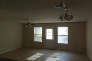 1546 Stone Vlg Dr, Brookshire, TX 77423 - Photo 2