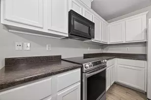 10226 Ella Falls Blvd, Houston, TX 77038 - Photo 14