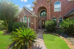 9211 Memorial Grove Dr, Spring, TX 77379 - Photo 2