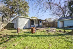 2805 N Houston Dr, La Marque, TX 77568 - Photo 40