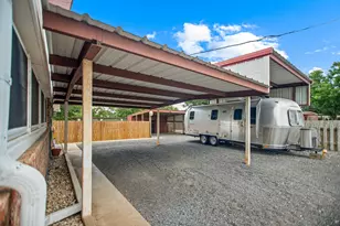 605 State Hwy 172, Ganado, TX 77962 - Photo 4