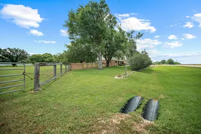 605 State Highway 172, Ganado, TX 77962 - Photo 42
