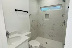 1235 W Gray St, Houston, TX 77019 - Photo 8