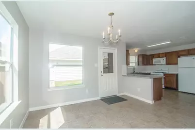 6415 Mountain Pines Lane, Katy, TX 77449 - Photo 6