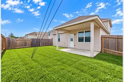 911 Imperial Heights Drive, Houston, TX 77073 - Photo 4