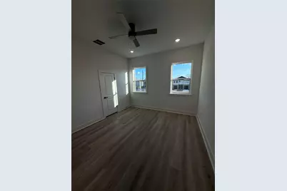 7948 Betty Boop Street #B, Houston, TX 77028 - Photo 10