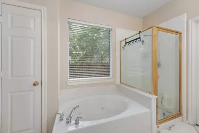 91 S Downy Willow Circle, The Woodlands, TX 77382 - Photo 16
