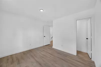 8208 Sterlingshire Street #A/B, Houston, TX 77078 - Photo 20
