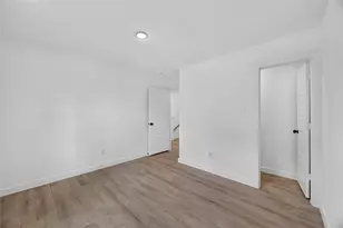 8208 Sterlingshire St, Houston, TX 77078 - Photo 20