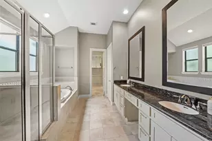 1129 Sherwood Run, Houston, TX 77043 - Photo 18