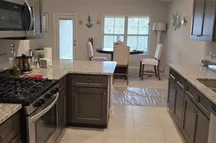 5311 New Iberia Ln, Dickinson, TX 77539 - Photo 10