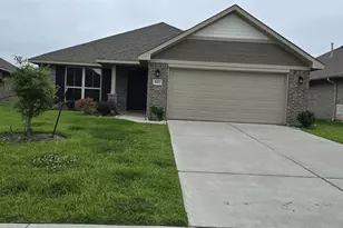 5311 New Iberia Ln, Dickinson, TX 77539 - Photo 2