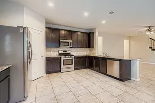 1406 Lake City Ln, Houston, TX 77047 - Photo 12