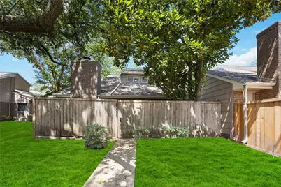 13895 Hollowgreen Drive, Houston, TX 77082 - Photo 26