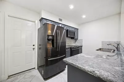 13895 Hollowgreen Drive, Houston, TX 77082 - Photo 4