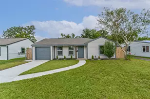 3853 Wentworth St, Houston, TX 77004 - Photo 2