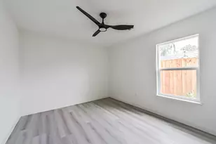 3853 Wentworth St, Houston, TX 77004 - Photo 24