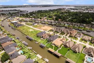 628 Appia Dr, Kemah, TX 77565 - Photo 46