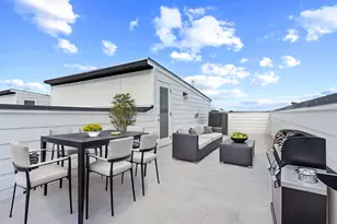 4708 Thornton Views Rd, Houston, TX 77018 - Photo 2