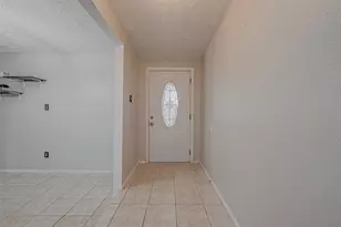 10322 Clark Tower Ln, Sugar Land, TX 77498 - Photo 4