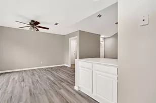 2031 Woodhue Dr, Spring, TX 77386 - Photo 20