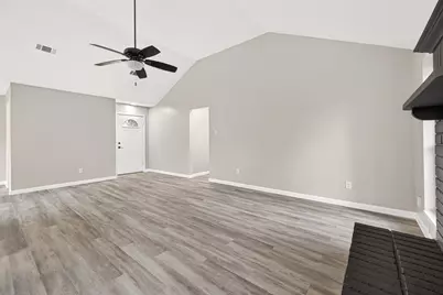 2031 Woodhue Drive, Spring, TX 77386 - Photo 10