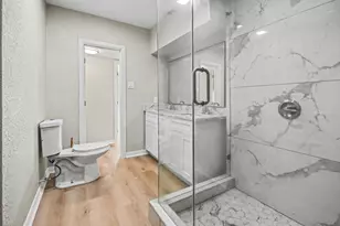 4805 Alamo Dr, Galveston, TX 77551 - Photo 16