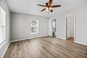 4805 Alamo Dr, Galveston, TX 77551 - Photo 14