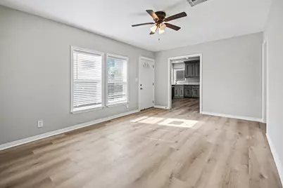 4805 Alamo Drive, Galveston, TX 77551 - Photo 10