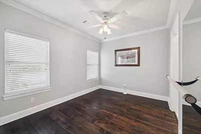 205 W 24th Street, Houston, TX 77008 - Photo 22