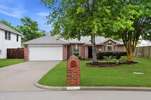 30626 Country Meadows Dr, Tomball, TX 77375 - Photo 4