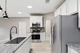 30626 Country Meadows Dr, Tomball, TX 77375 - Photo 16