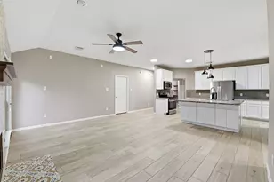 30626 Country Meadows Dr, Tomball, TX 77375 - Photo 18