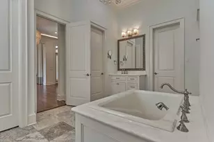 22 E Shore Dr, The Woodlands, TX 77380 - Photo 24