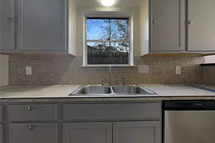 8347 Sterlingshire St, Houston, TX 77078 - Photo 12