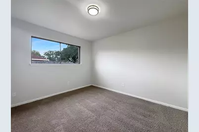 8347 Sterlingshire Street, Houston, TX 77078 - Photo 14