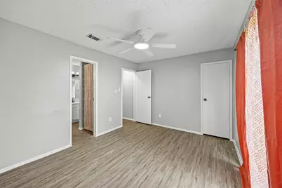10066 Sharpton Drive, Houston, TX 77038 - Photo 14